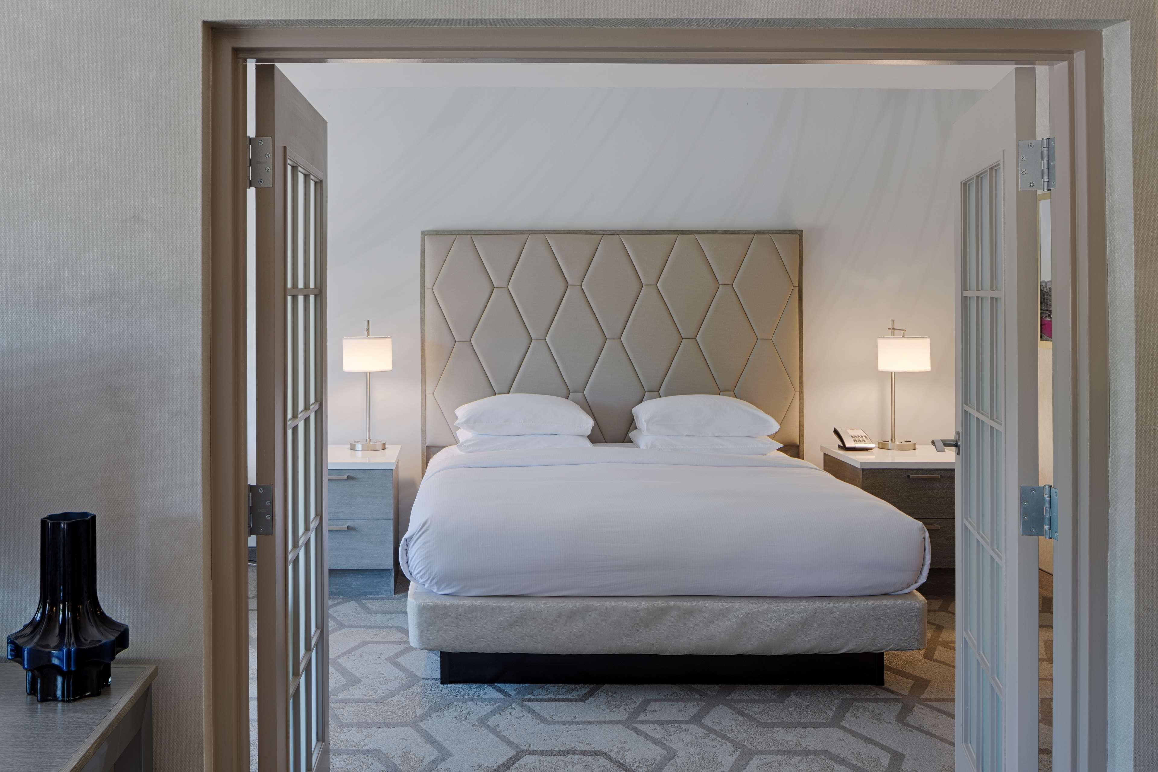 Hotel The Kingsley Bloomfield Hills - A Doubletree By Hilton Exterior foto