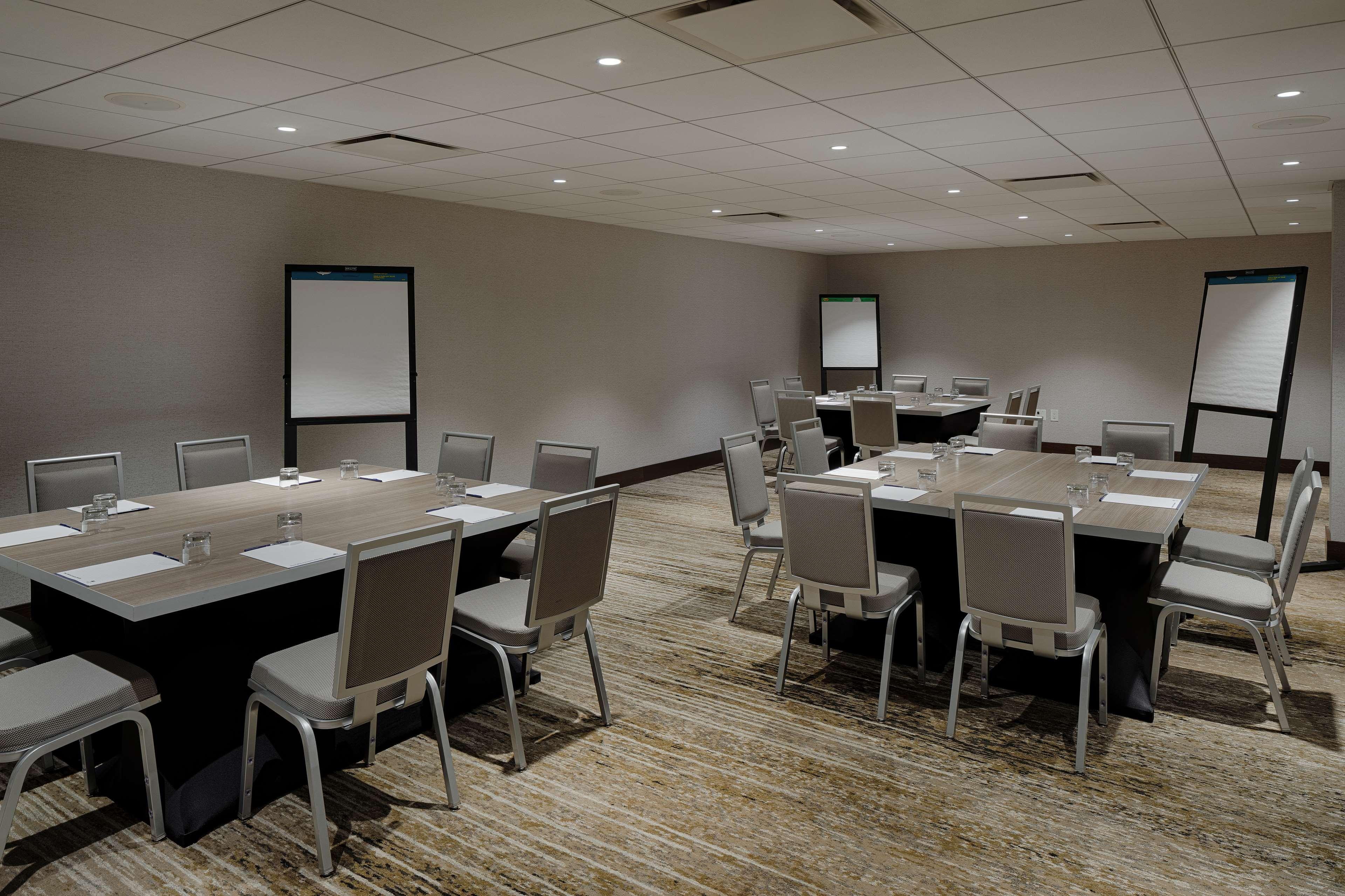 Hotel The Kingsley Bloomfield Hills - A Doubletree By Hilton Exterior foto