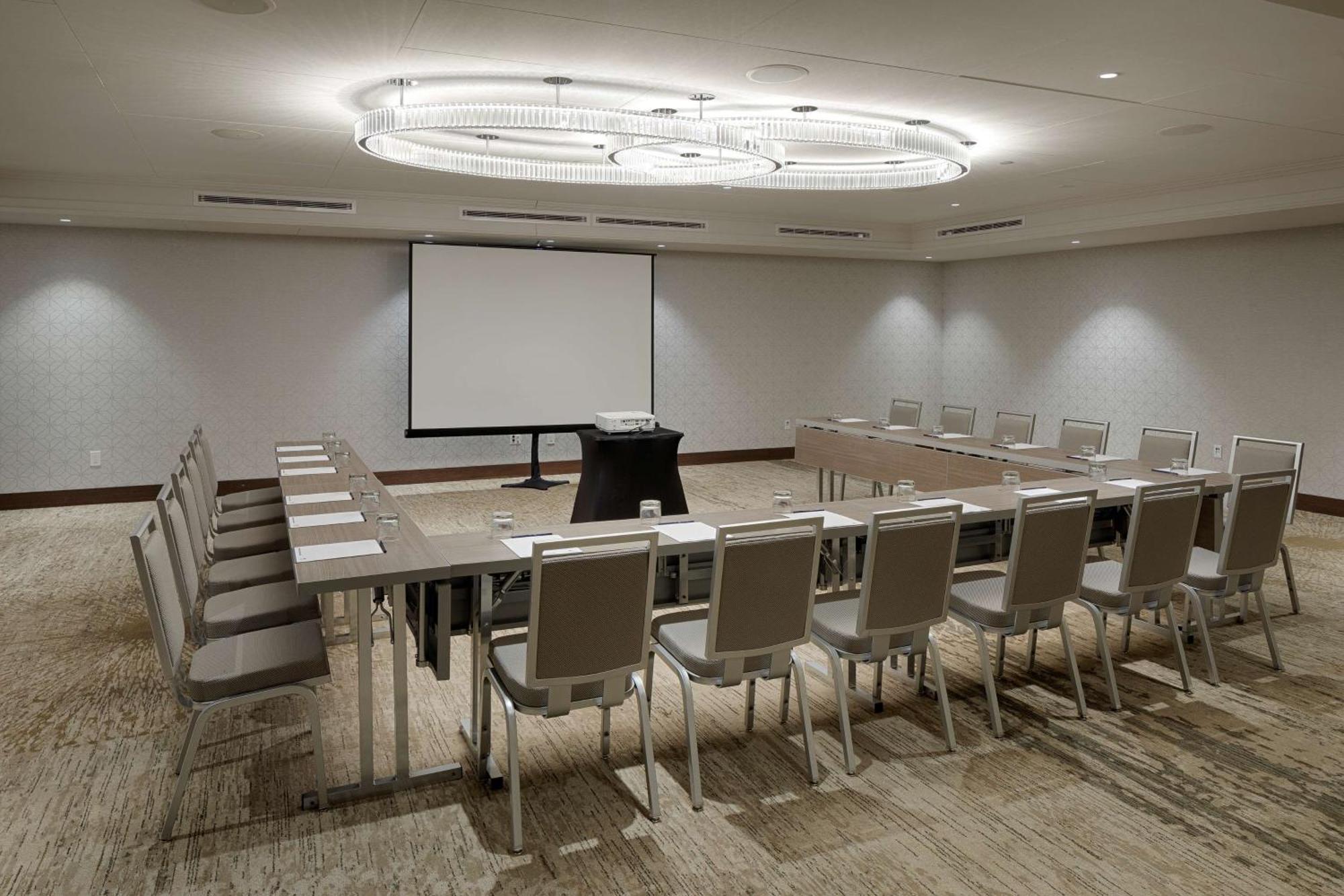 Hotel The Kingsley Bloomfield Hills - A Doubletree By Hilton Exterior foto
